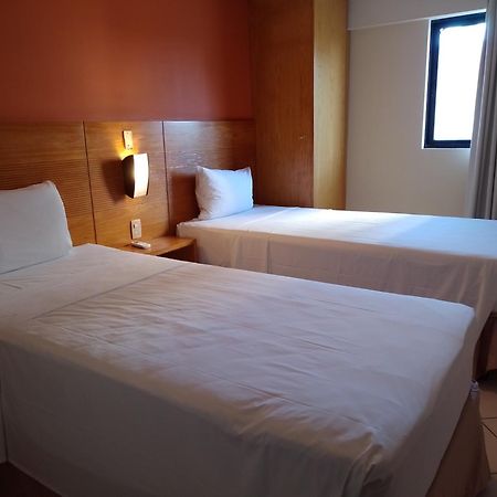 Natal Plaza Suites- Ponta Negra Екстер'єр фото